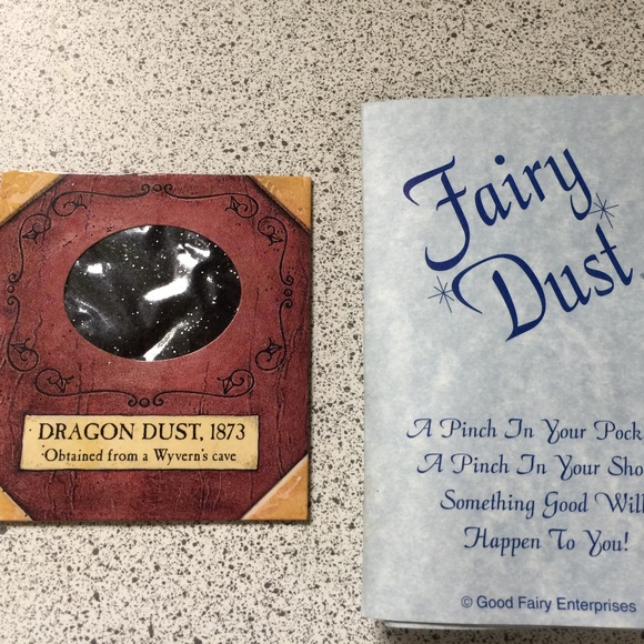 Dragon dust and fairy dust - Picture 1 of 5